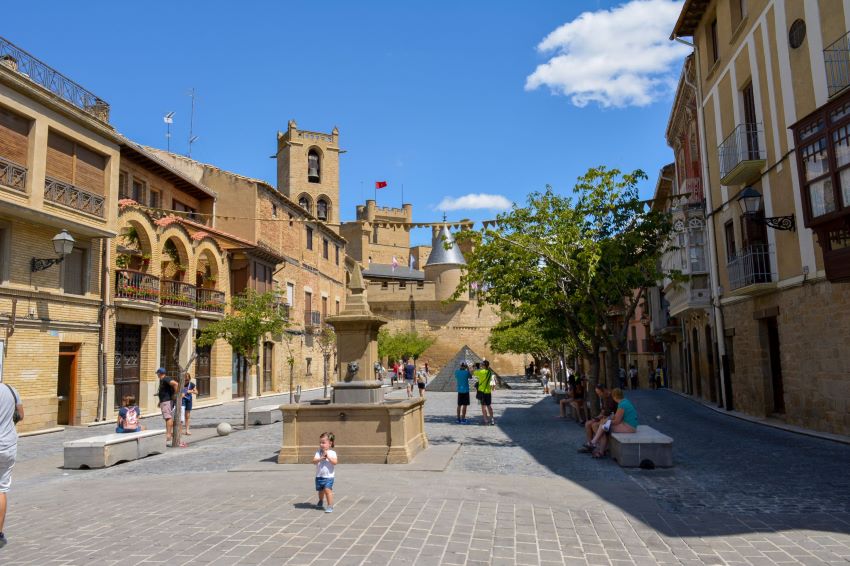 Olite - Navarra - Espanha - Rota dos Parques Naturais vilas e aldeias históricas - Alma de Aventureiros