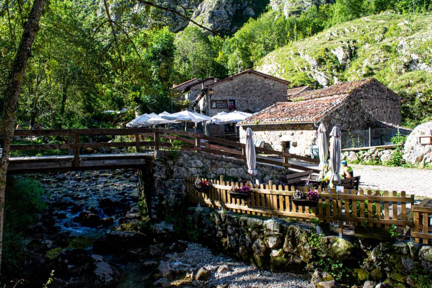 Principado Astúrias - Bulnes - Espanha - Rota dos Parques Naturais vilas e aldeias históricas - Alma de Aventureiros